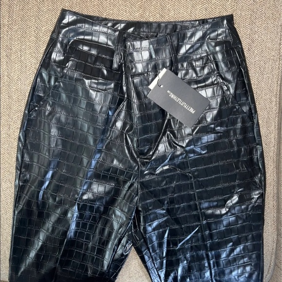 🌸Pretty little thing pants - Picture 5 of 6